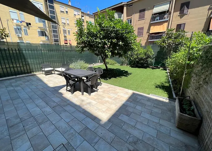 Casa Paestum. Your Wonderful Garden In Hébergement de vacances
