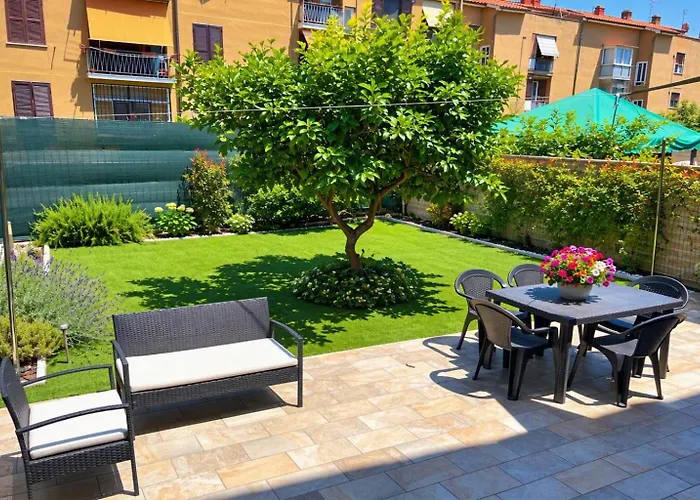 Casa Paestum. Your Wonderful Garden In *