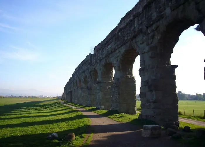 Casa Paestum. Your Wonderful Garden In Rome